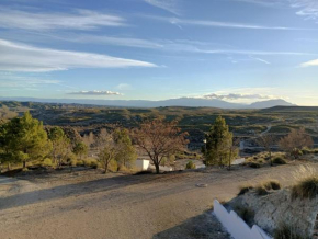 Cuevas El Lago de Castilléjar, Castilléjar